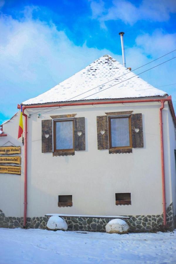 Affittacamere Casa Pe Valea Hartibaciului Barcut Esterno foto