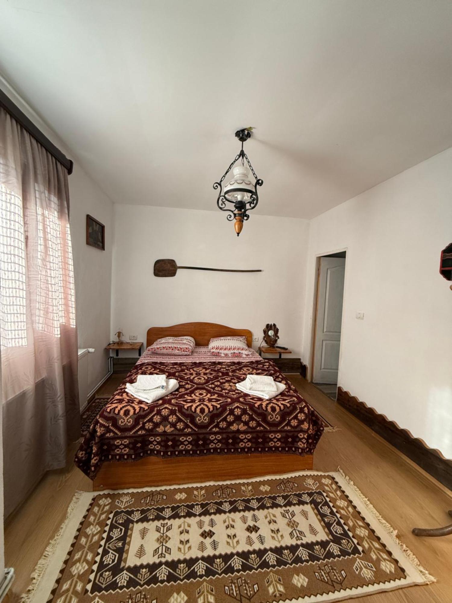 Affittacamere Casa Pe Valea Hartibaciului Barcut Esterno foto